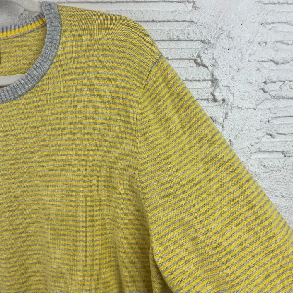Lands' End Men's Lightweight‎ Crew Neck Pullover Sweater Yellow & Gray Striped M